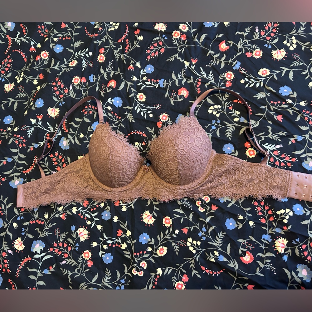 aerie Lace Underwire Bra in dusty pink